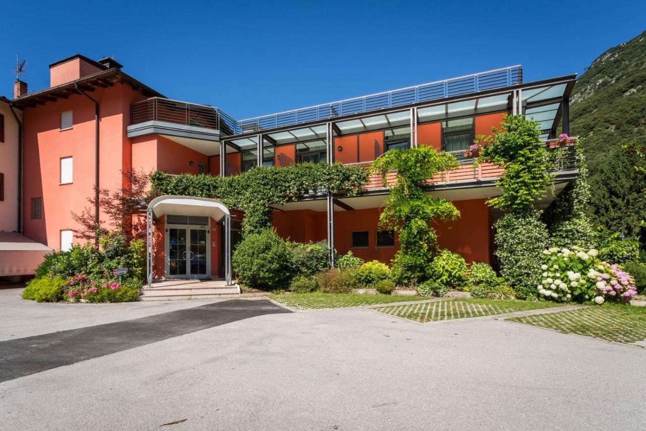 Hotel Due Laghi Padergnone Extérieur photo
