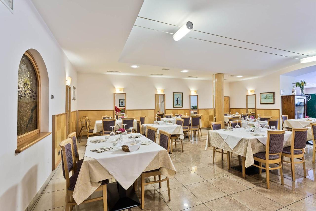 Hotel Due Laghi Padergnone Extérieur photo