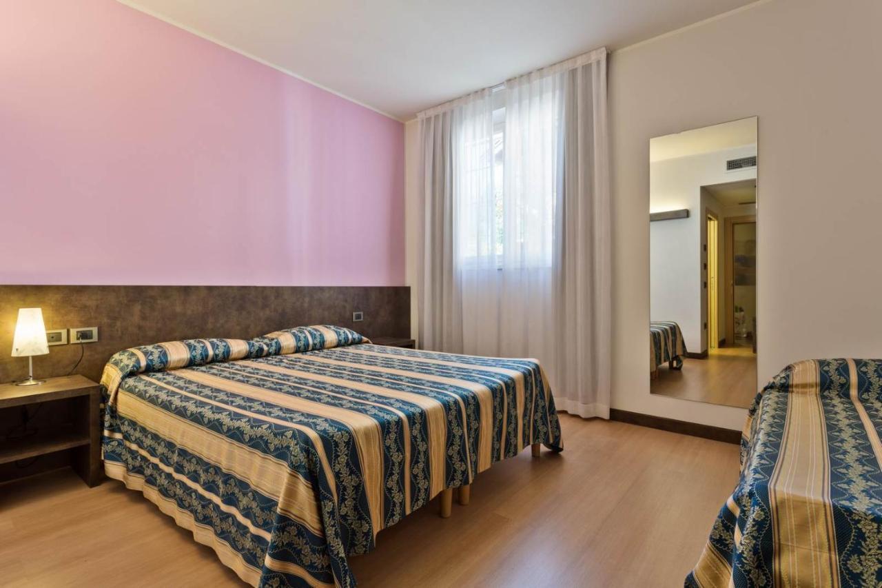 Hotel Due Laghi Padergnone Extérieur photo