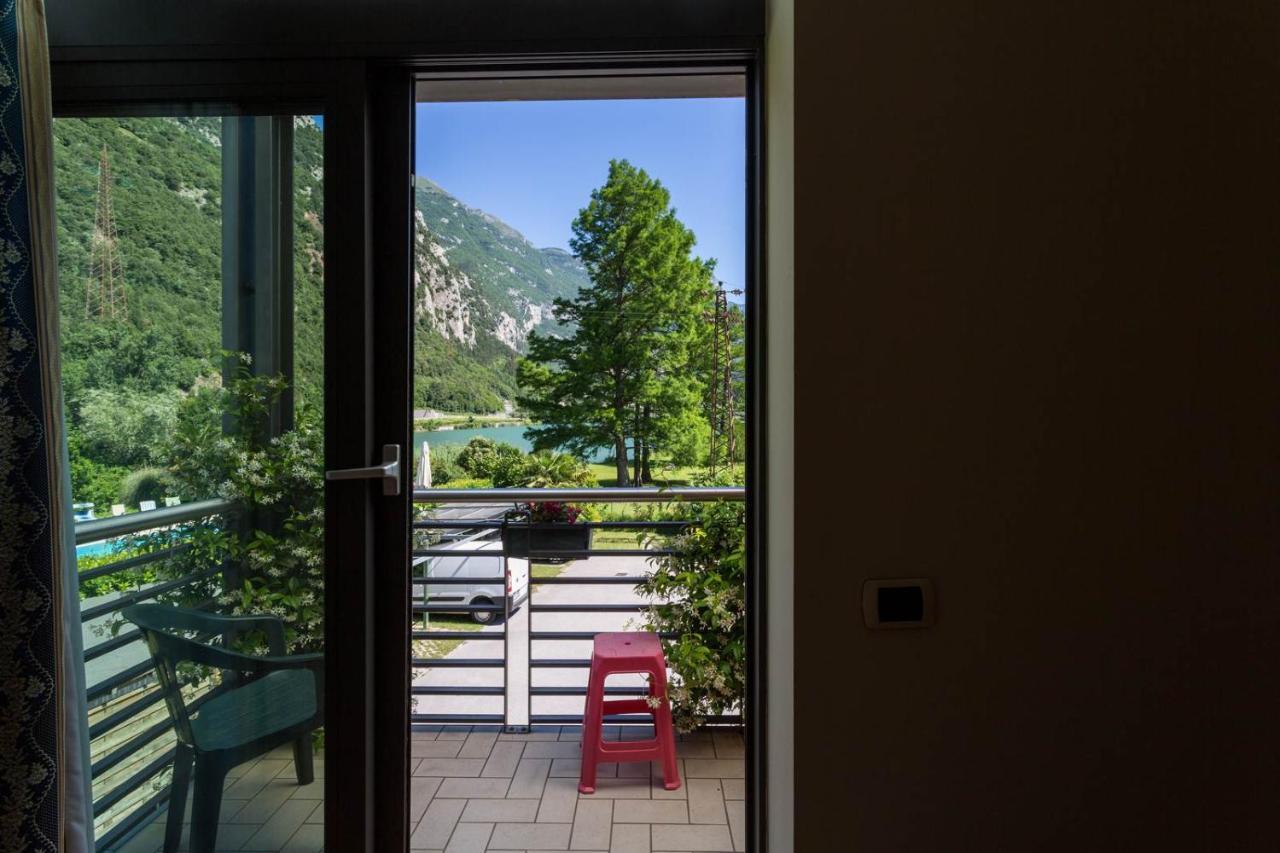 Hotel Due Laghi Padergnone Extérieur photo