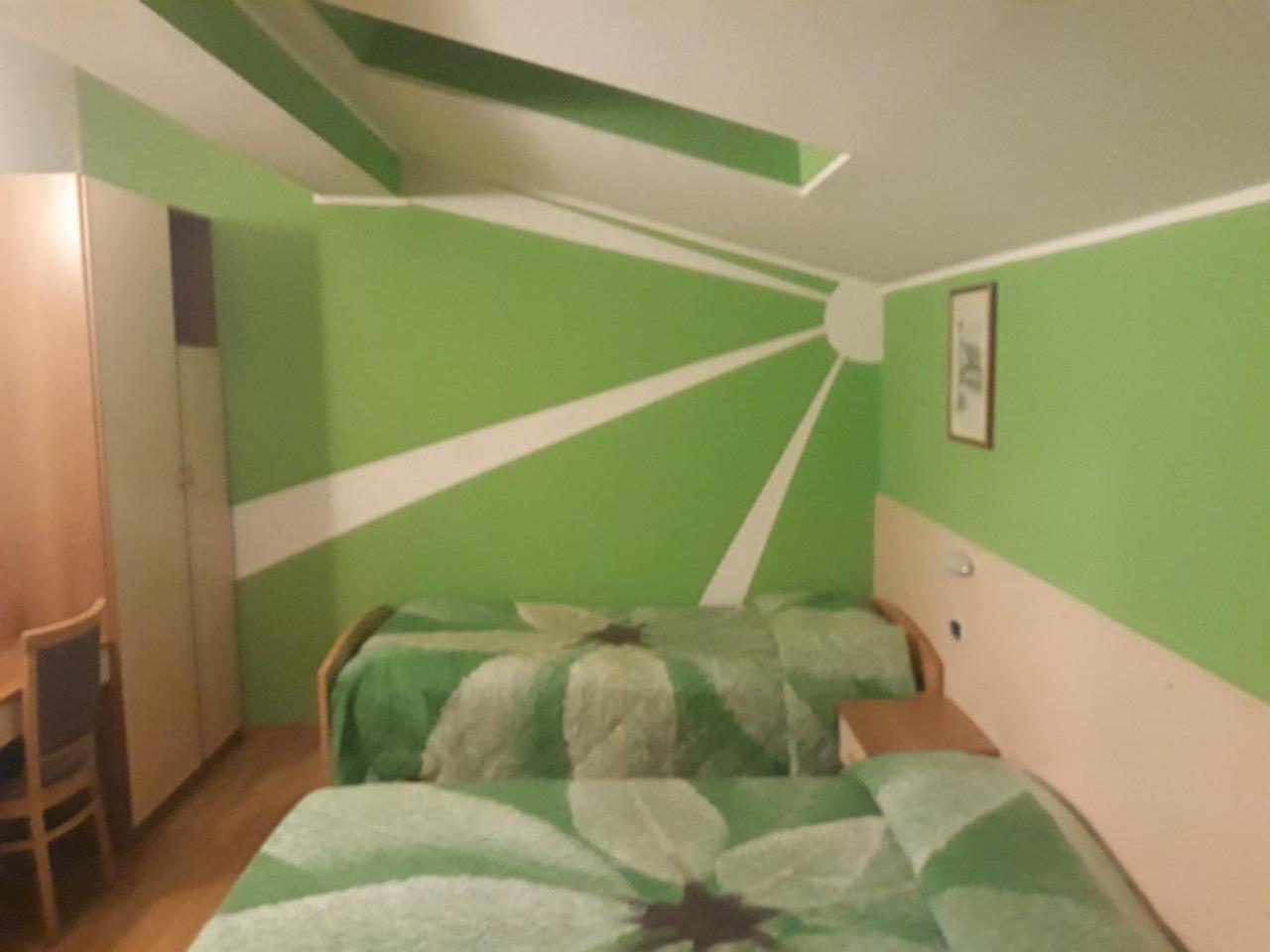 Hotel Due Laghi Padergnone Extérieur photo